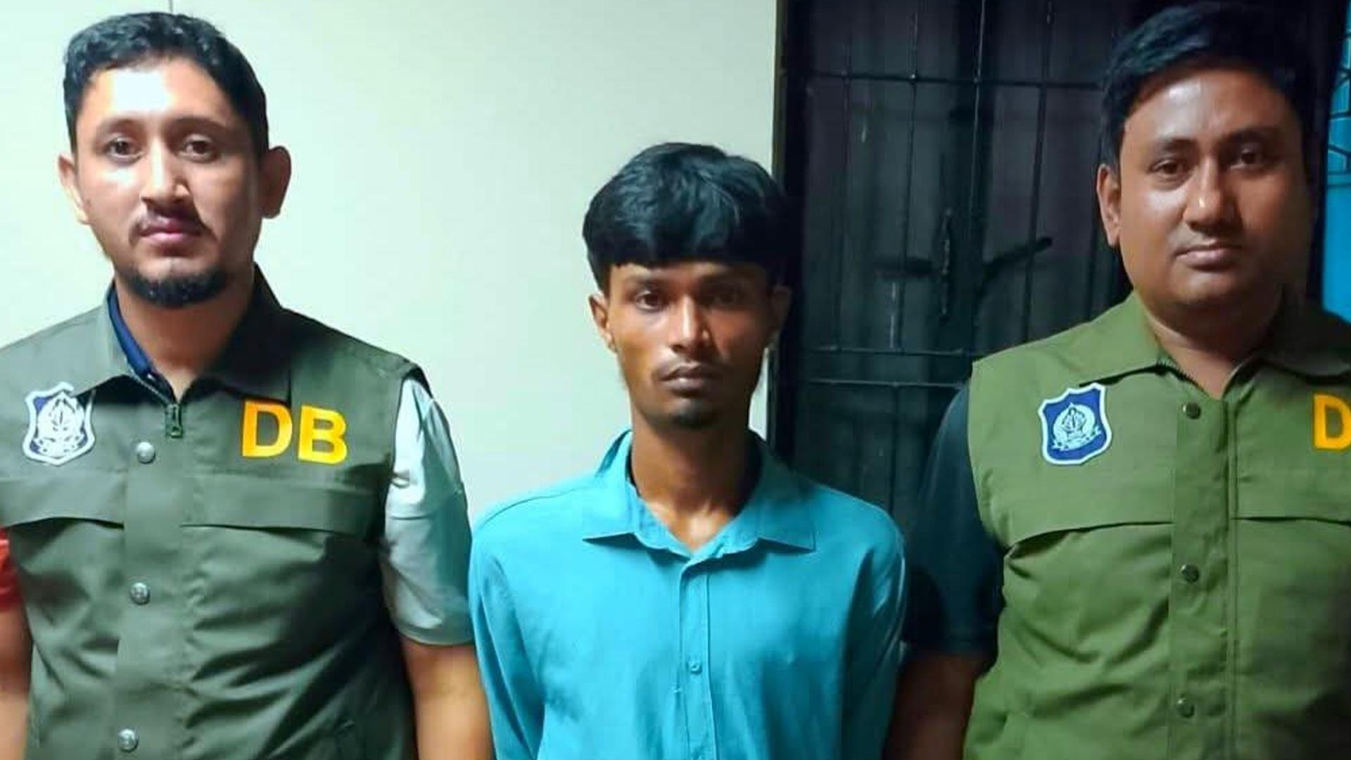 গাইবান্ধায় ডিবির অভিযানে ২০ পিস ইয়াবাসহ শাকিল গ্রেপ্তার - Chief TV