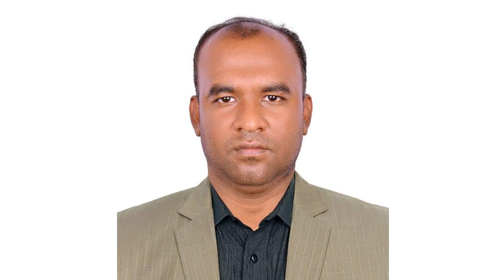 হুন্ডি ব্যবসায়ীর বিরুদ্ধে সংবাদ প্রকাশ: সম্পাদকসহ ৪ জনের নামে মিথ্যা মামলা - Chief TV