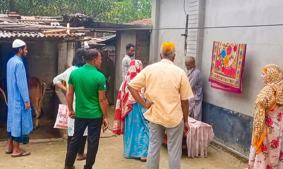 জয়পুরহাটের পাঁচবিবিতে পিকনিকের বাসের চাকায় পিষ্ট হয়ে শিশুর মৃত্যু - Chief TV