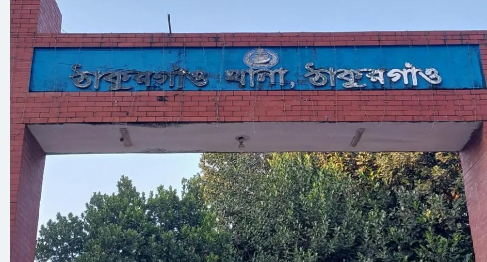 এসপি কার্যালয়ের পাশেই জুয়ার আসর, গ্রেপ্তার ৪ পুলিশ সদস্য - Chief TV