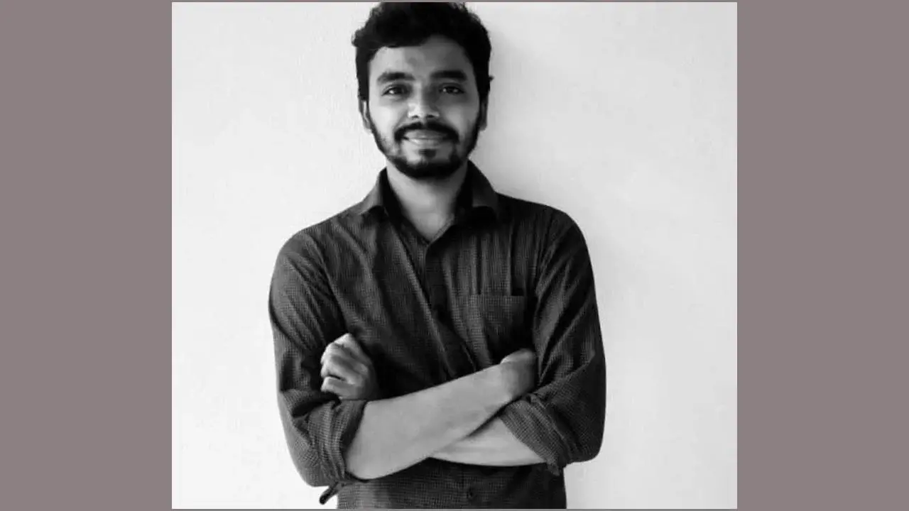 জীবননগরে আইসিটি কর্মকর্তার ঝুলন্ত মরদেহ উদ্ধার, তদন্তে পুলিশ - Chief TV