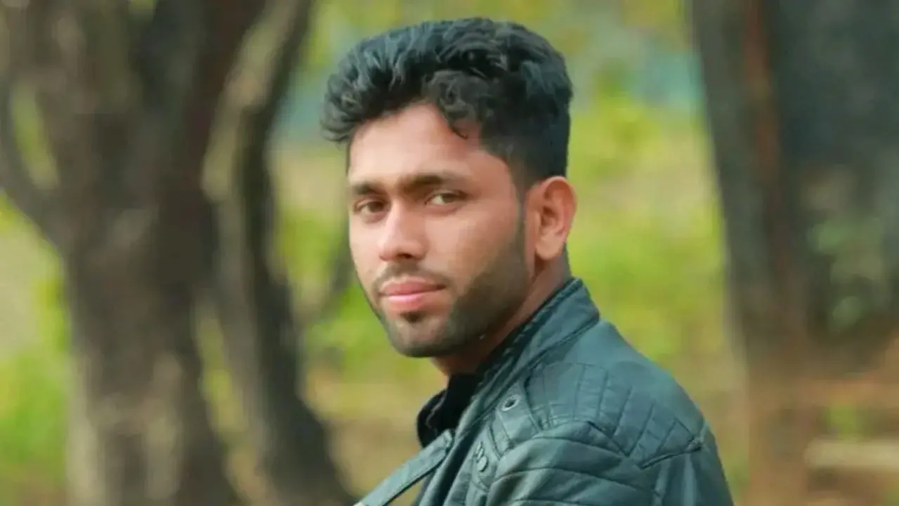 সুনামগঞ্জের হাওরে নৌকায় কয়লা পরিবহনের সময় বজ্রপাতে যুবকের মৃত্যু - Chief TV