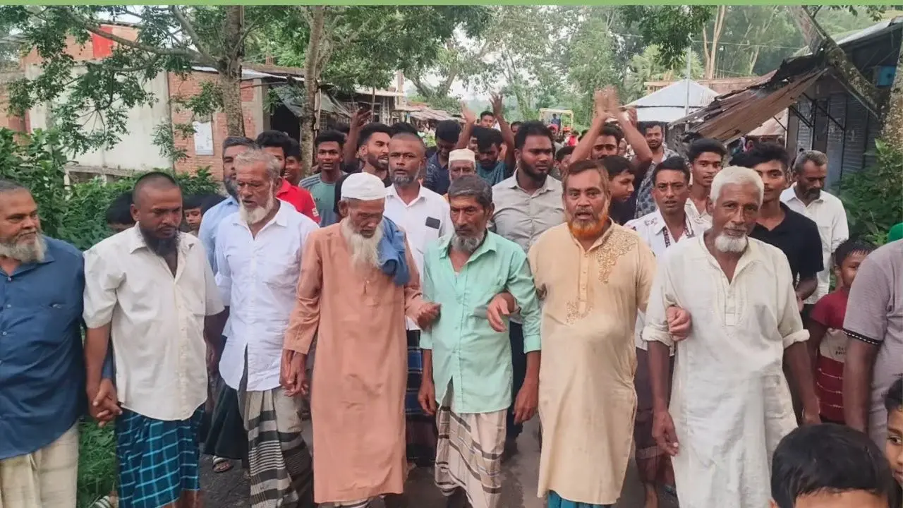 বিএনপি নেতার বিরুদ্ধে চাঁদাবাজির অভিযোগে বিক্ষোভ, পাল্টাপাল্টি অভিযোগ  - Chief TV