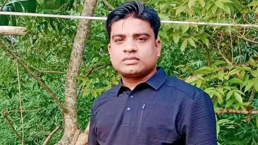 ব্রাজিলের জয়ে ঢোল বাজানো নিয়ে দ্বন্দ্ব, সালিশি বৈঠকে বিএনপি নেতাকে কুপিয়ে হত্যা - Chief TV