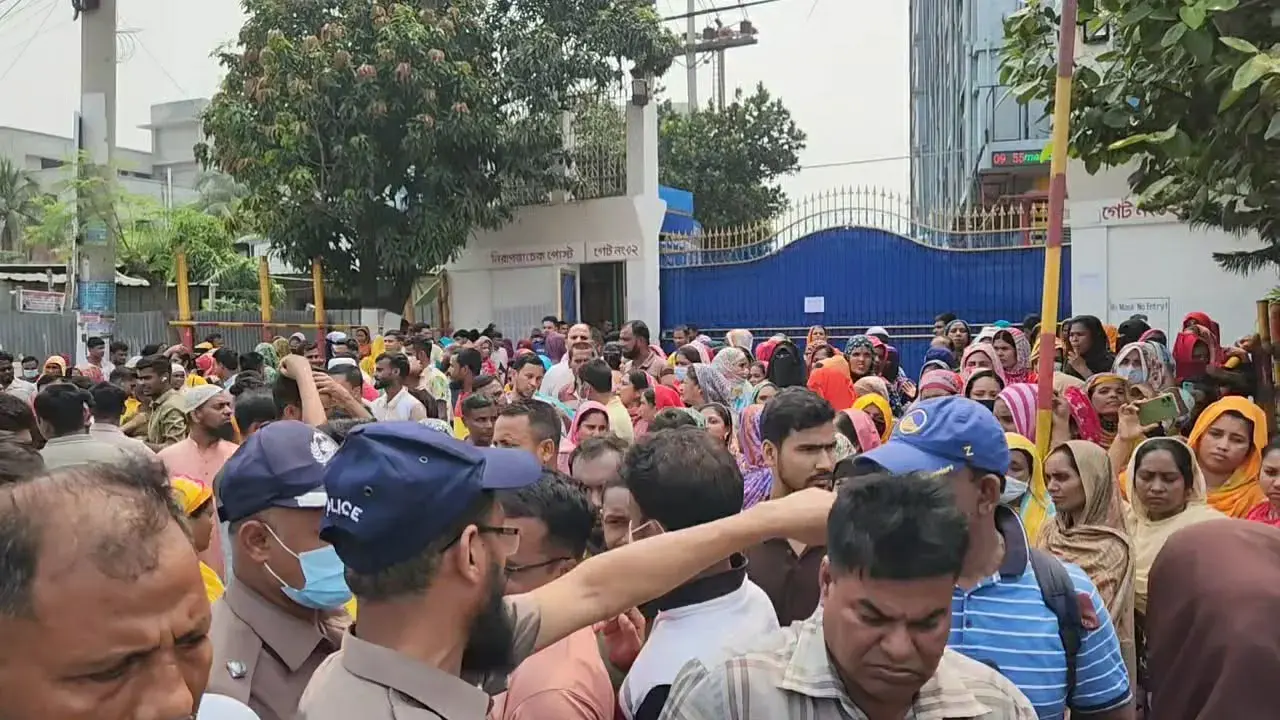 ছুটি শেষে কাজে ফিরেই চাকরি হারালেন ১৮৬৮ শ্রমিক -Chief TV