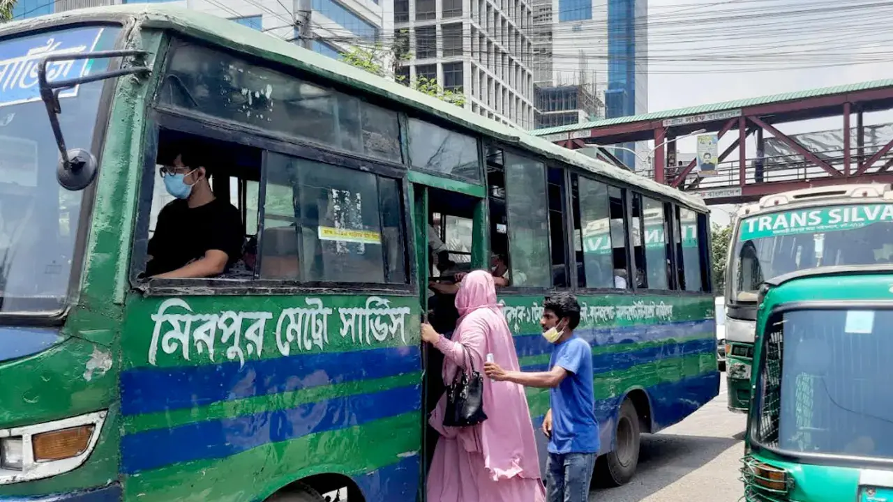 মিরপুর স্টেডিয়ামে ট্রাফিক নির্দেশনা: ডিএমপির বিশেষ সতর্কতা - Chief TV