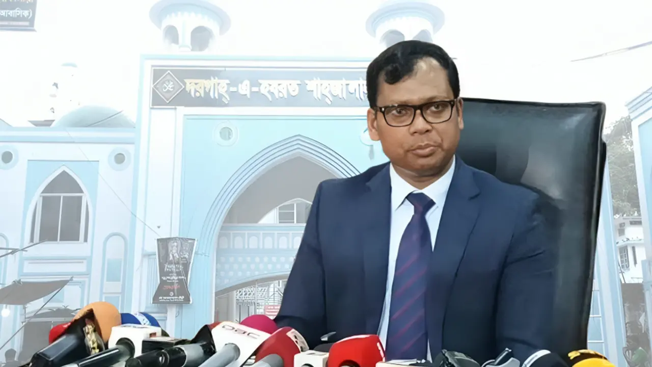 শাহজালাল মাজারে পাঁচ লাখ টাকা দান করলেন ‘ডিসি সারওয়ার’ - Chief TV