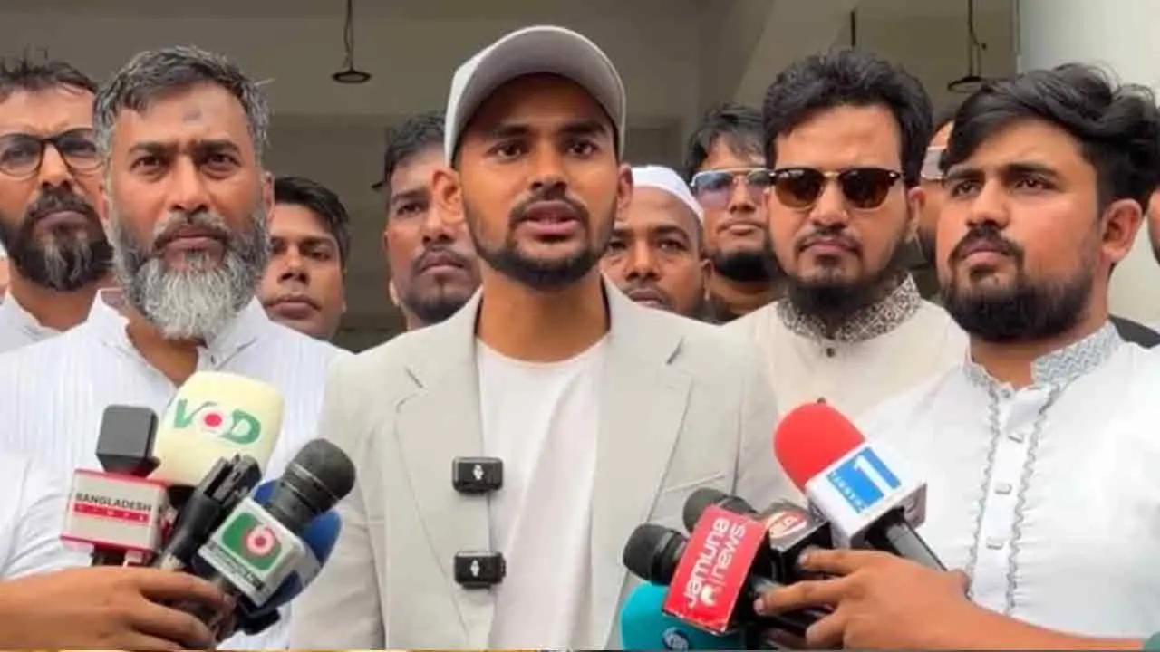 মক্কা প্যাক্টকে ইতিবাচকভাবে দেখছে এনসিপি: আসিফ মাহমুদ - Chief TV