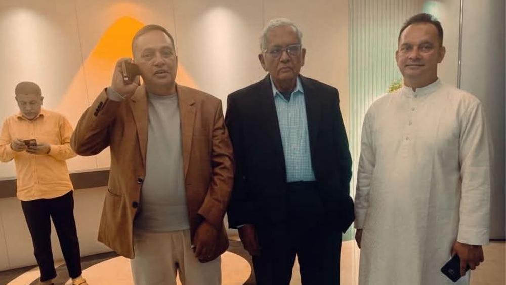 বেকারদের কর্মসংস্থানে অবদান রাখছেন ইঞ্জিনিয়ার মোশাররফ করিম  ও ইঞ্জিনিয়ার আতিকুল ইসলাম - Chief TV