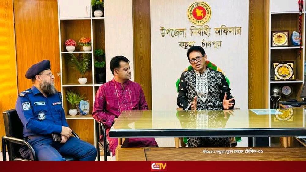 কচুয়ায় শিক্ষা মন্ত্রীর সফর, ফুলেল শুভেচ্ছায় বরণ - Chief TV