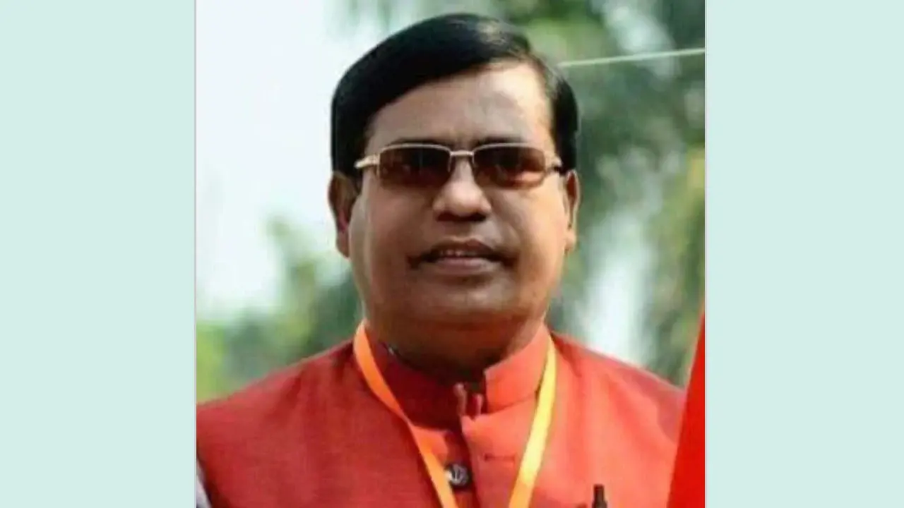 আওয়ামীলীগের সাধারণ সম্পাদক ভারতে যাওয়ার পথে আটক - Chief TV