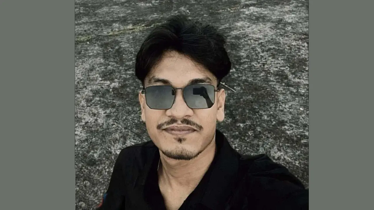 মধুপুরে দাঁড়িয়ে থাকা ট্রাকে মোটরসাইকেলের ধাক্কা, কলেজছাত্র নিহত - Chief TV