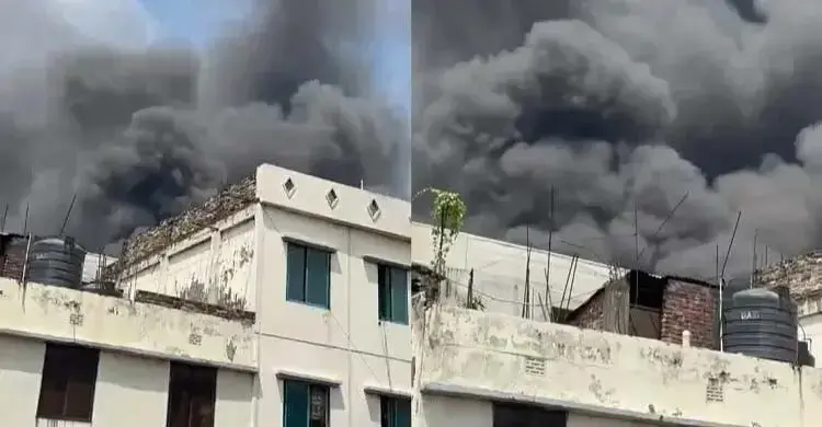 মহাখালীতে ভবনে আগুন, নিয়ন্ত্রণে ফায়ারের ৩ ইউনিট - Chief TV
