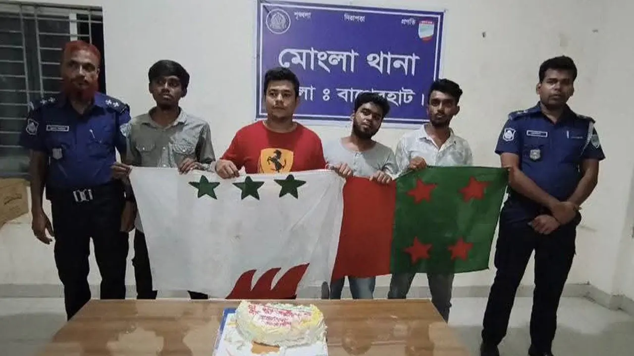 মোংলায় কেক কাটতে গিয়ে আটক ছাত্রলীগের ৪ কর্মী - Chief TV