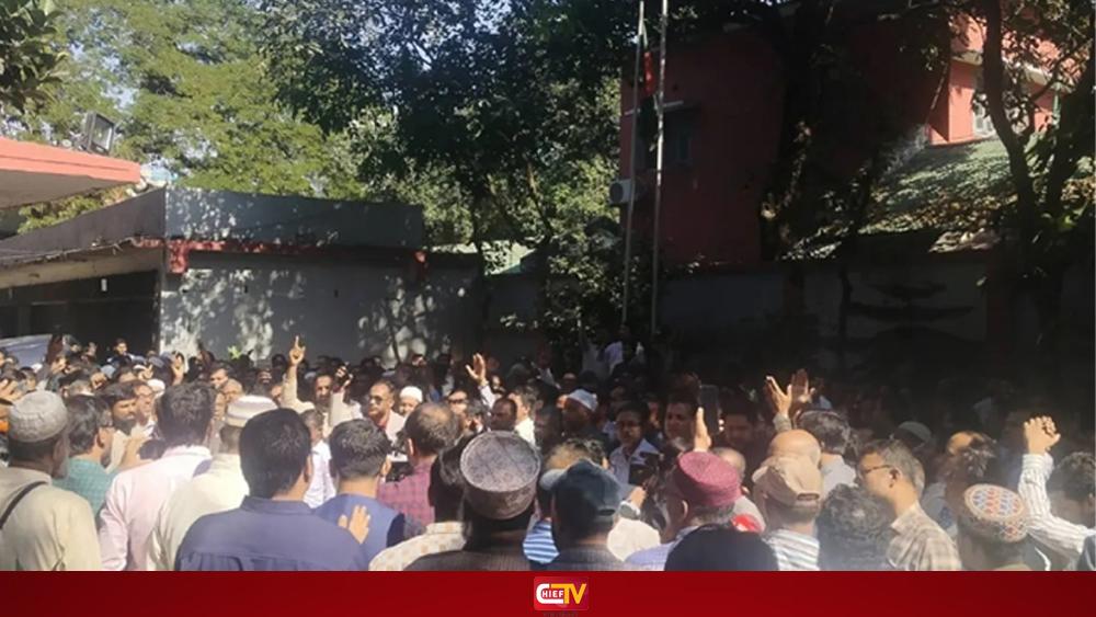 ১লা ডিসেম্বর থেকে কমপ্লিট শাটডাউনের ঘোষণা শিক্ষকদের - Chief TV