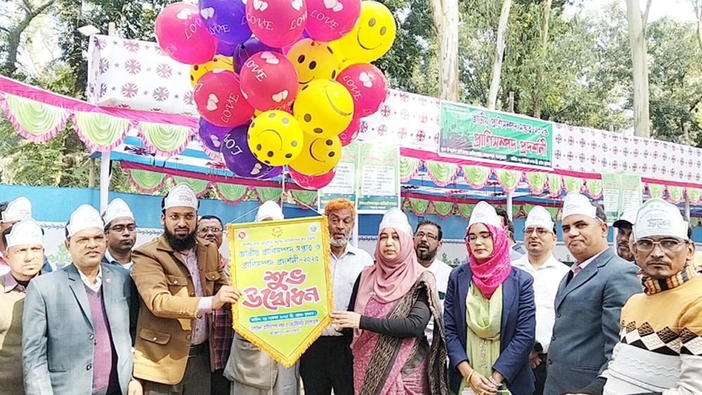 আক্কেলপুরে প্রাণিসম্পদ প্রদর্শনী মেলা অনুষ্ঠিত - Chief TV
