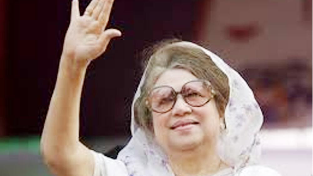 আপাতত লন্ডন যাচ্ছেন না খালেদা জিয়া, আসছে না এয়ার অ্যাম্বুলেন্স - Chief TV