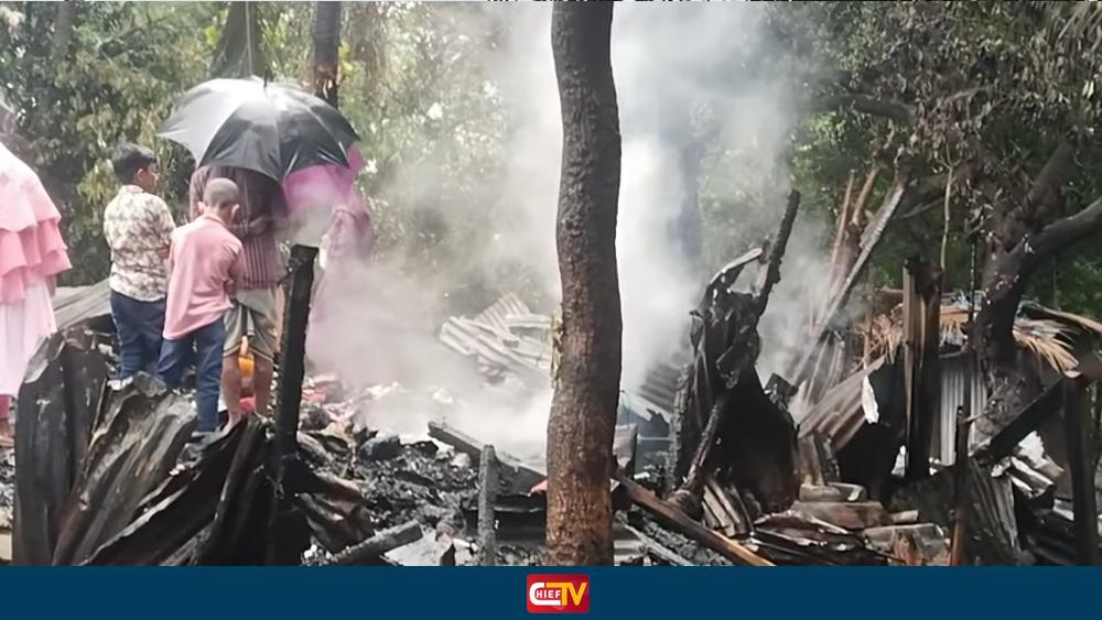 বাউফলে তিনটি বসতঘর পুড়ে ছাই, প্রায় ২০ লাখ টাকার ক্ষয়ক্ষতি - Chief TV