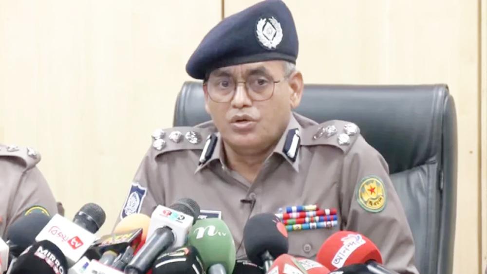 দেশেই আছেন ওসমান হাদির ওপর হামলাকারী মূল আসামি - Chief TV