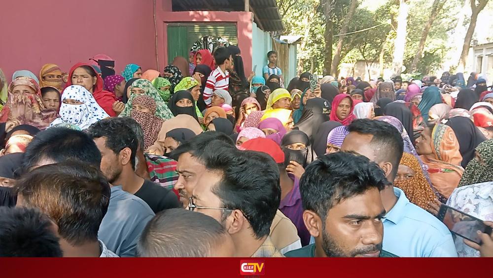 দুই সন্তানকে গলা কেটে হত্যার পর মায়ের আত্মহত্যা - Chief TV