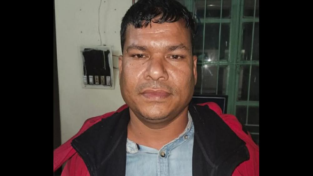 কাউনিয়ায় যুগ লীগ নেতা সিরাজুল ইসলাম গ্রেফতার - Chief TV