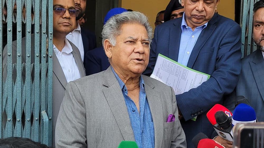 না-ভোটে অবস্থান নেয়া দল রক্তের সঙ্গে বেঈমানী করছে - Chief TV