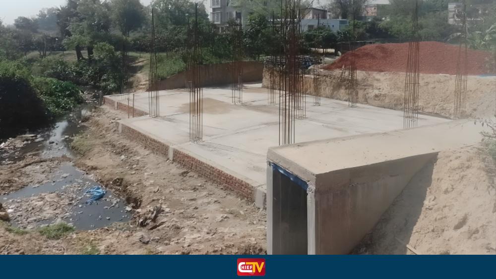 সাপাহারে সরকারি খাল দখল, বর্ষায় প্লাবিত হতে পারে ৮ গ্রাম - Chief TV