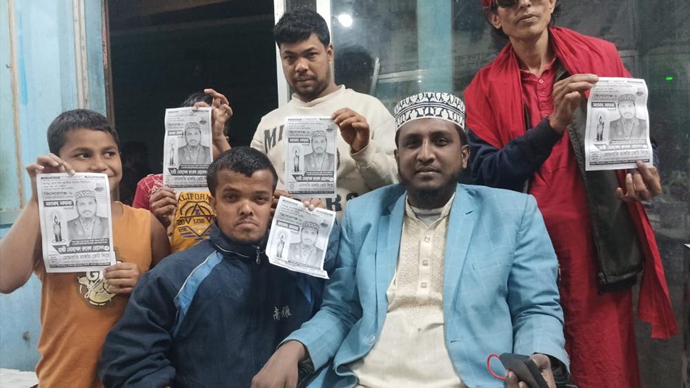 ভোটারদের দ্বারে দ্বারে আশার বার্তা নিয়ে হাজী মোহাম্মদ রুবেল - Chief TV