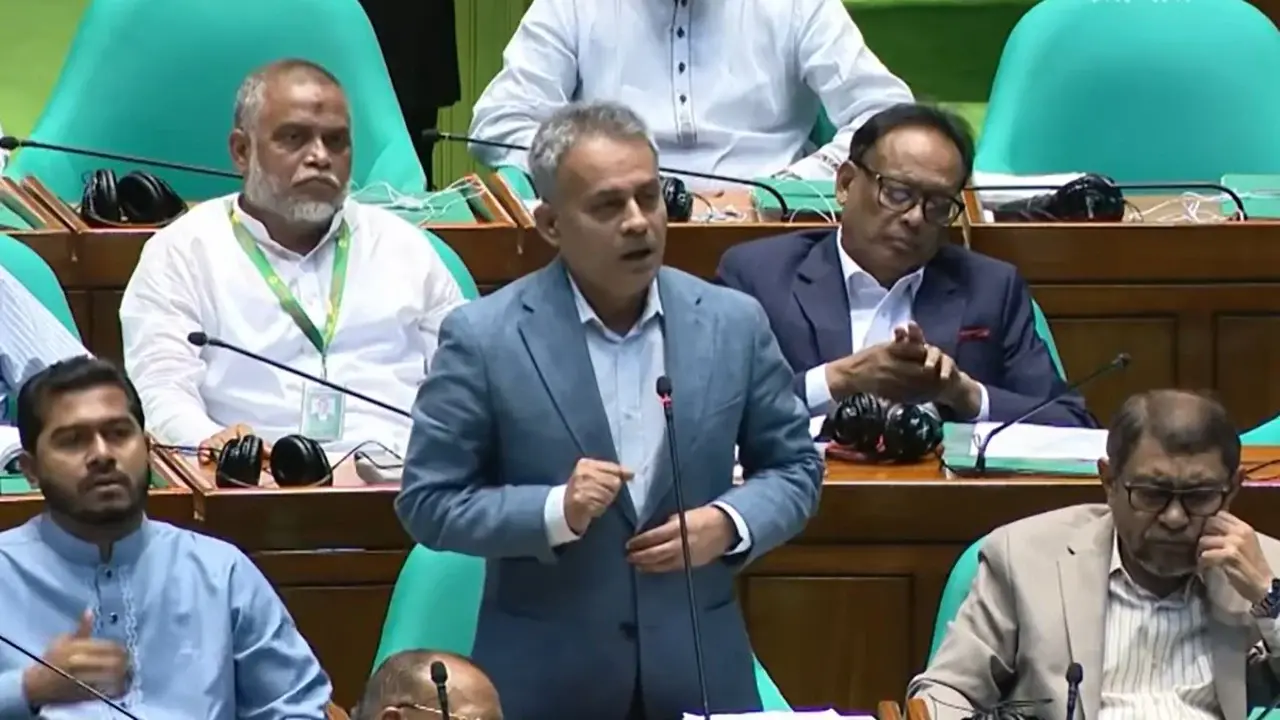 যুক্তরাষ্ট্র ও চীনের উদাহরণে বিরোধী দলের সমালোচনা ওড়ালেন রেলমন্ত্রী - chief tv
