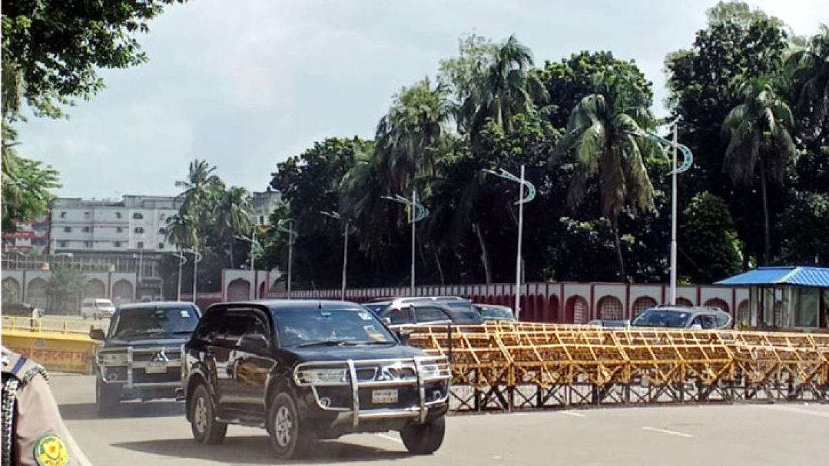 রাষ্ট্রপতির শপথ অনুষ্ঠানে যোগ দিতে বঙ্গভবনে ৩ বাহিনীর প্রধান - Chief TV