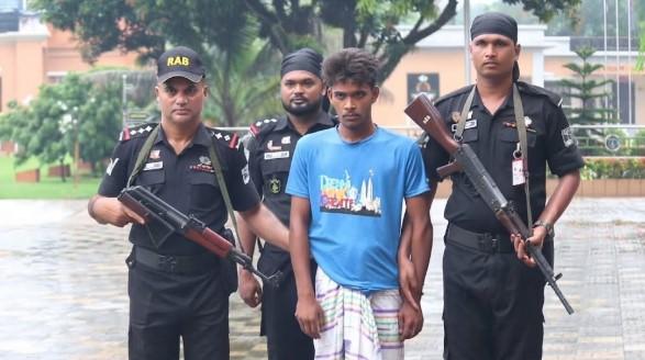 ৭ বছরের শিশুকে ধর্ষণ: ৬ ঘণ্টায় গ্রেপ্তার প্রতিবেশী দেব চন্দ্র দাস - Chief TV