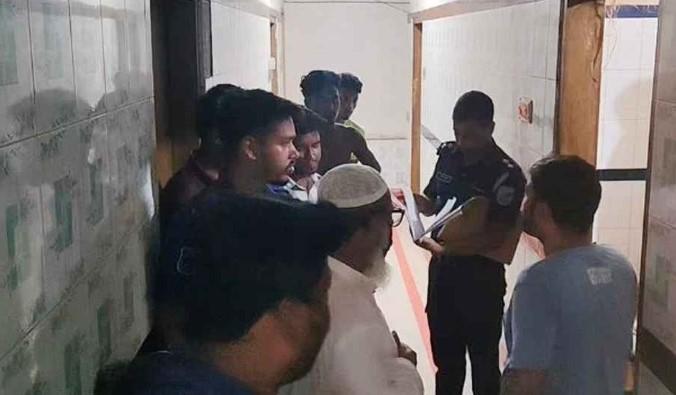 আবাসিক হোটেল থেকে যুবকের মরদেহ উদ্ধার, মিলল ৬ পাতার চিরকুট - Chief TV
