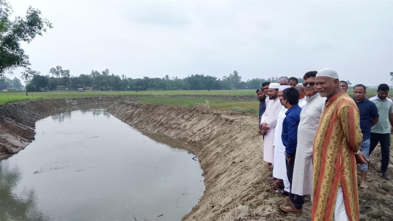 খালে ফিরেছে প্রাণ, খনন কাজ পরিদর্শন করলেন এমপি মুনতাকিম - Chief TV